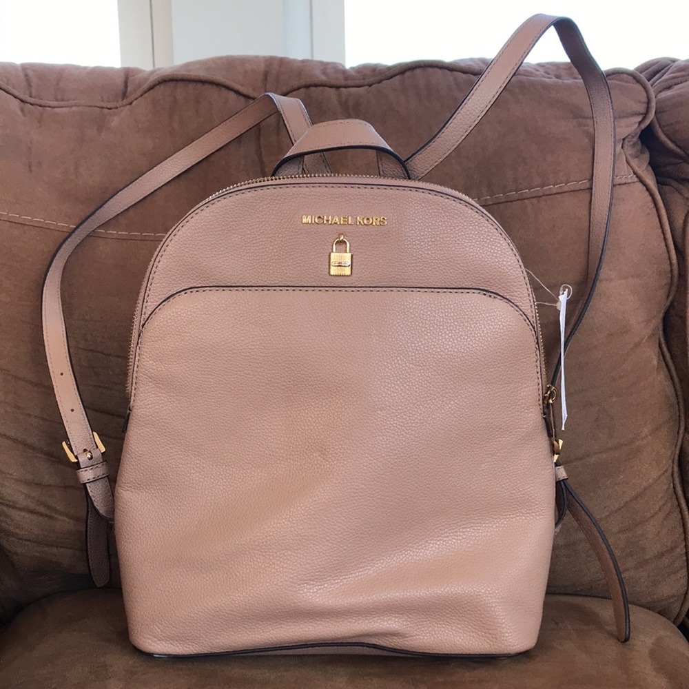 NWT Michael kors adele leather backpack fawn color